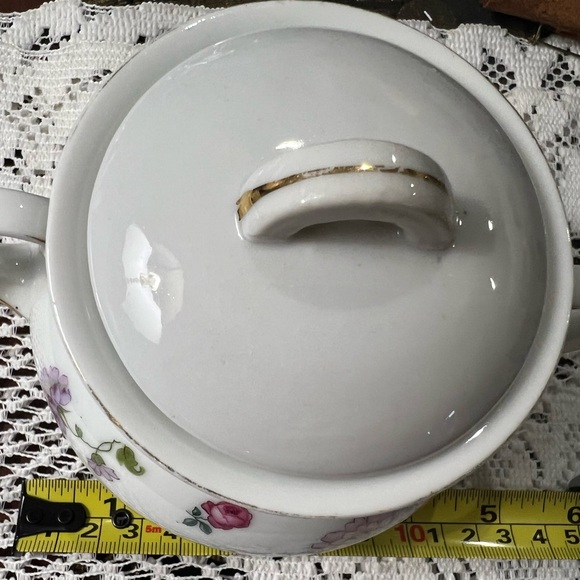 Vintage Thomas Bavaria Sugar Bowl with rose design - Picture 13 of 14